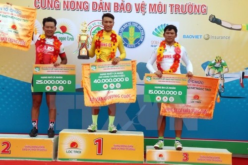 International cycling tournament kicks off in Da Nang  - ảnh 1